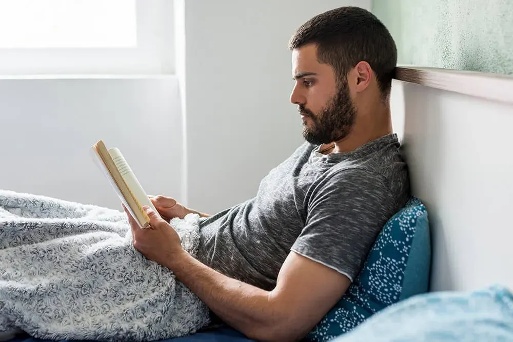 Reading in Bed | Melbourne City Chiropractic